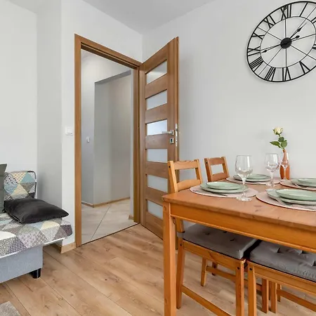 Nadmorski Blisko Ergo Areny By Renters Appartement *